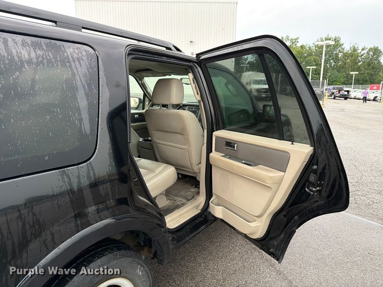 image for item FK2044 2008 Ford Expedition SUV