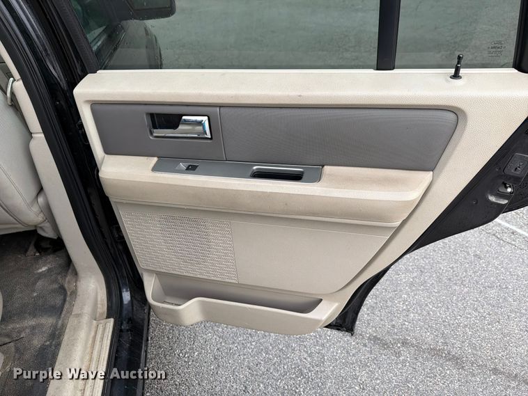 image for item FK2044 2008 Ford Expedition SUV