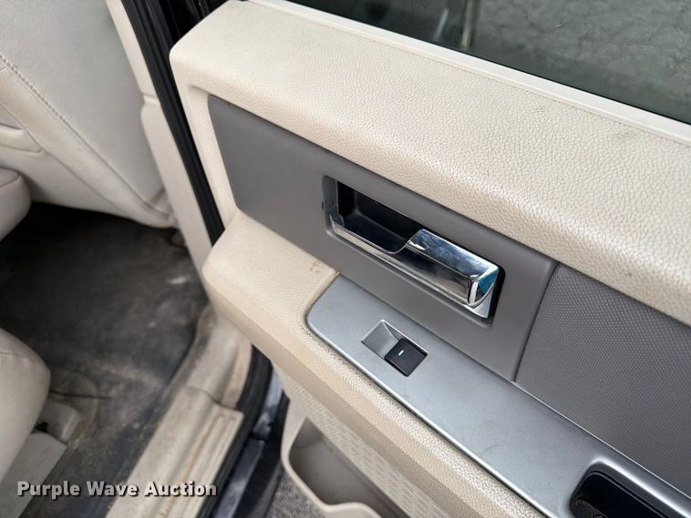 image for item FK2044 2008 Ford Expedition SUV