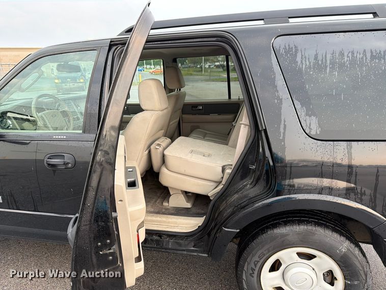 image for item FK2044 2008 Ford Expedition SUV