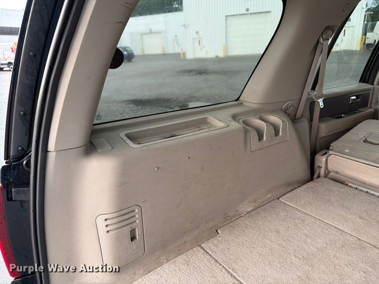 image for item FK2044 2008 Ford Expedition SUV