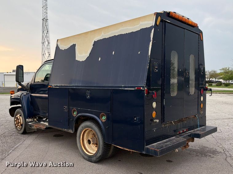 image for item FK2046 2007 Chevrolet C4500 utility / service truck