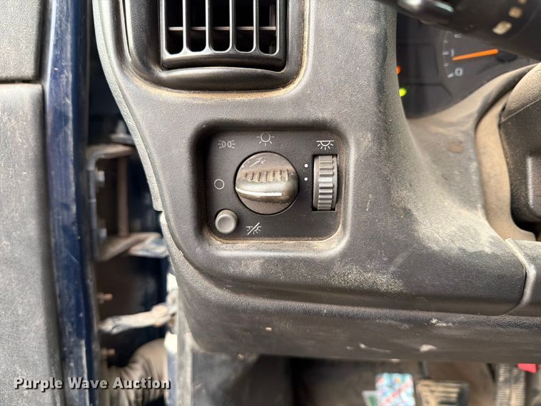 image for item FK2046 2007 Chevrolet C4500 utility / service truck