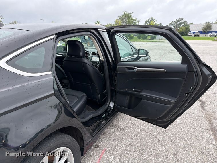 image for item FK2057 2018 Ford Fusion 