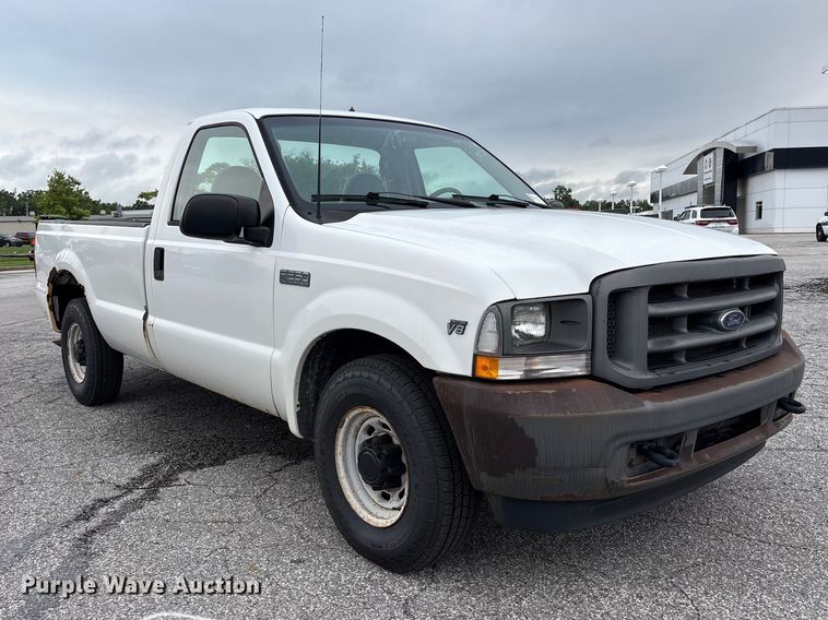 image for item FK2059 2002 Ford F250 Super Duty pickup truck