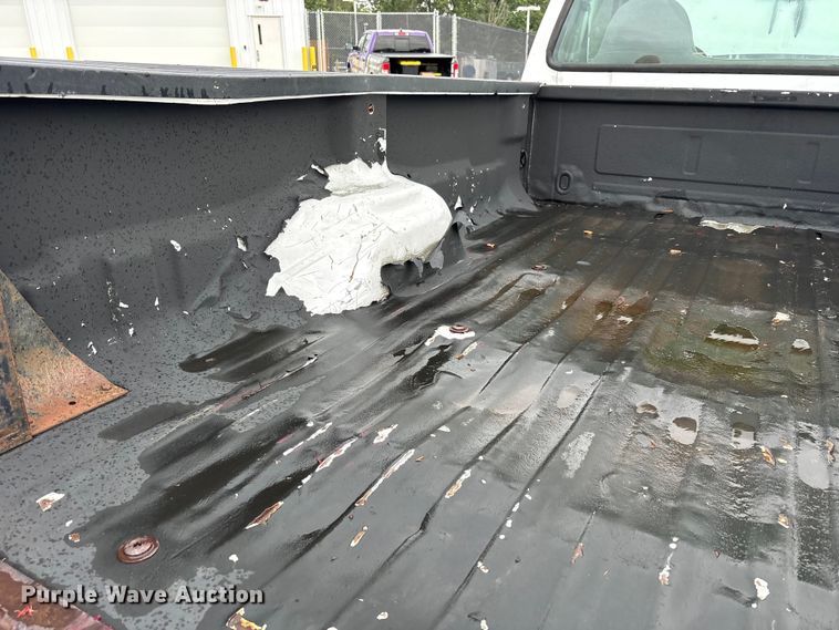 image for item FK2059 2002 Ford F250 Super Duty pickup truck