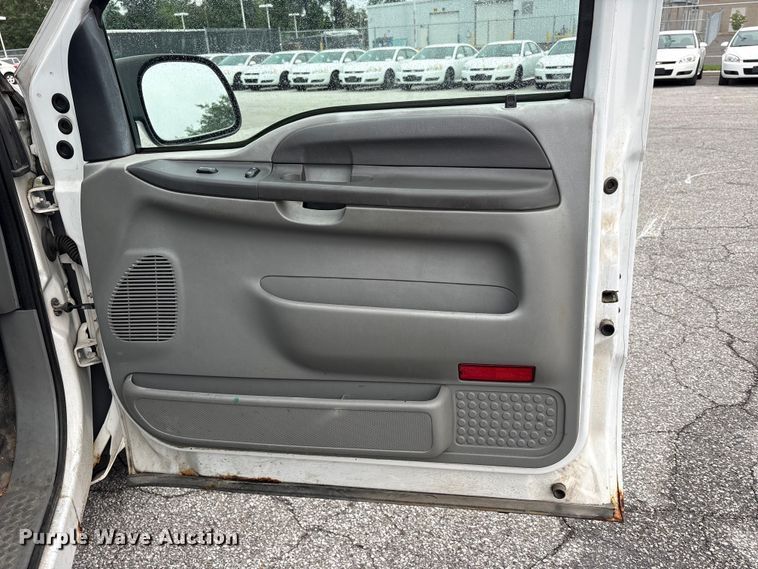 image for item FK2059 2002 Ford F250 Super Duty pickup truck