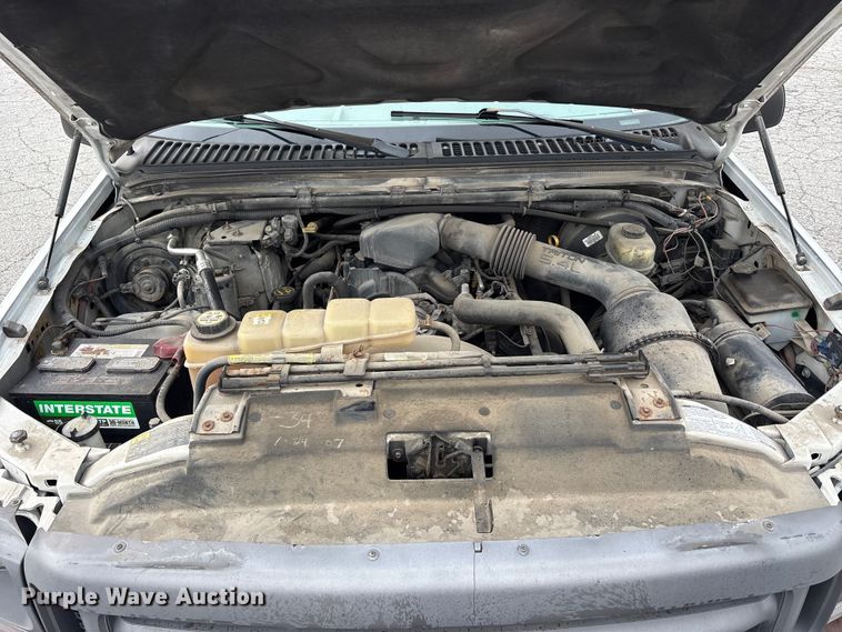 image for item FK2059 2002 Ford F250 Super Duty pickup truck