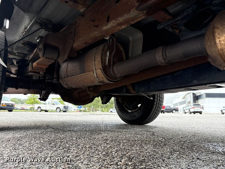 image for item FK2059 2002 Ford F250 Super Duty pickup truck