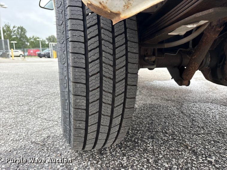 image for item FK2059 2002 Ford F250 Super Duty pickup truck