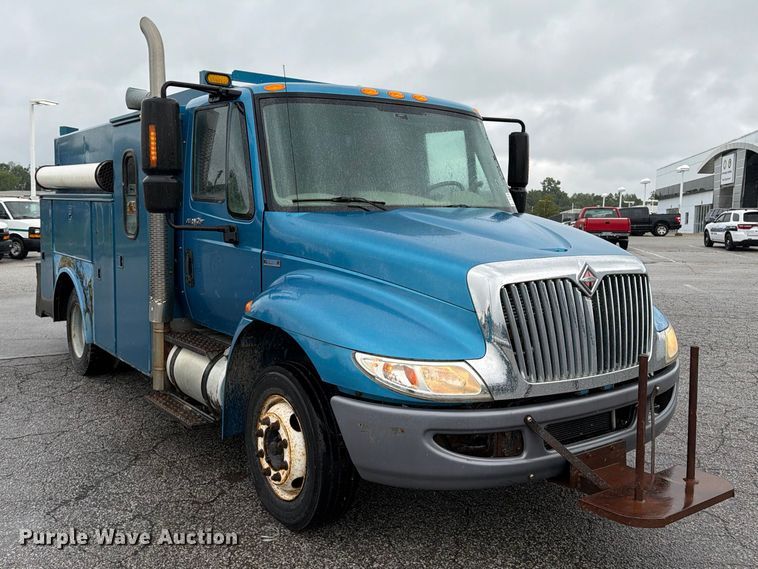 image for item FK2060 2009 International 4300 utility / service truck