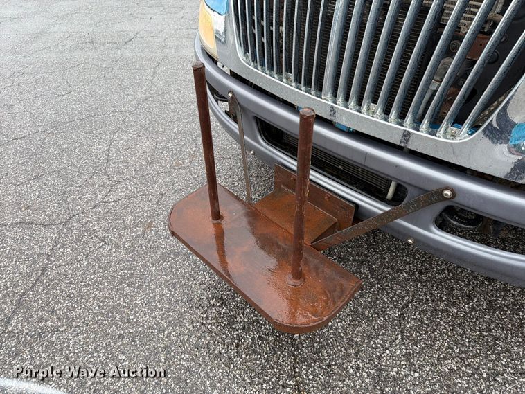 image for item FK2060 2009 International 4300 utility / service truck