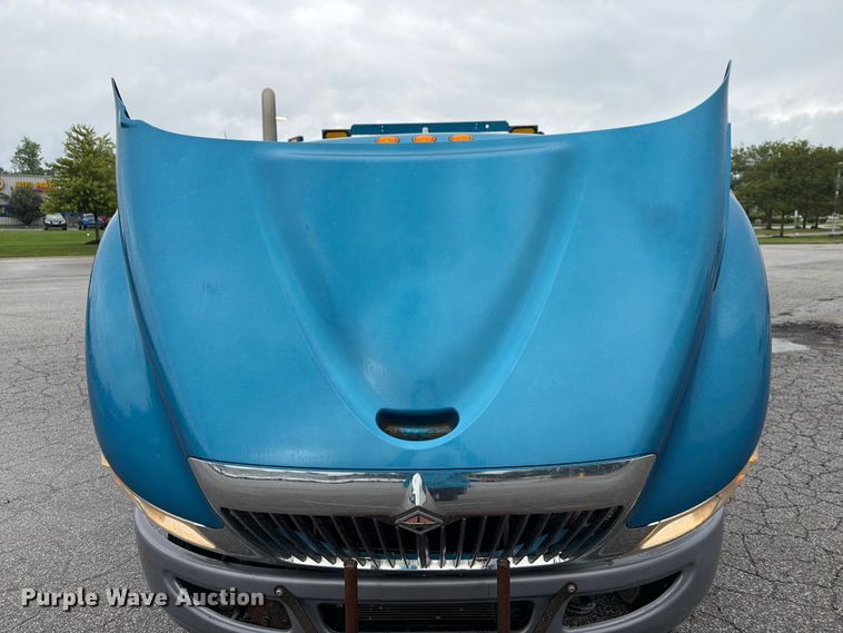 image for item FK2060 2009 International 4300 utility / service truck