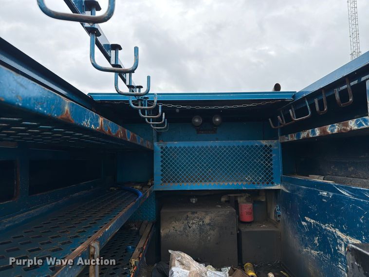 image for item FK2060 2009 International 4300 utility / service truck