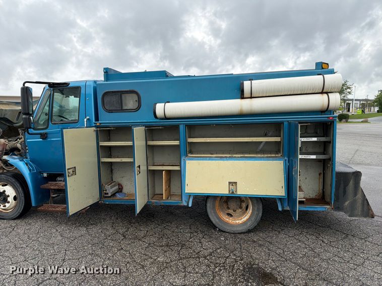 image for item FK2060 2009 International 4300 utility / service truck