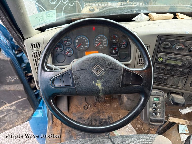 image for item FK2060 2009 International 4300 utility / service truck