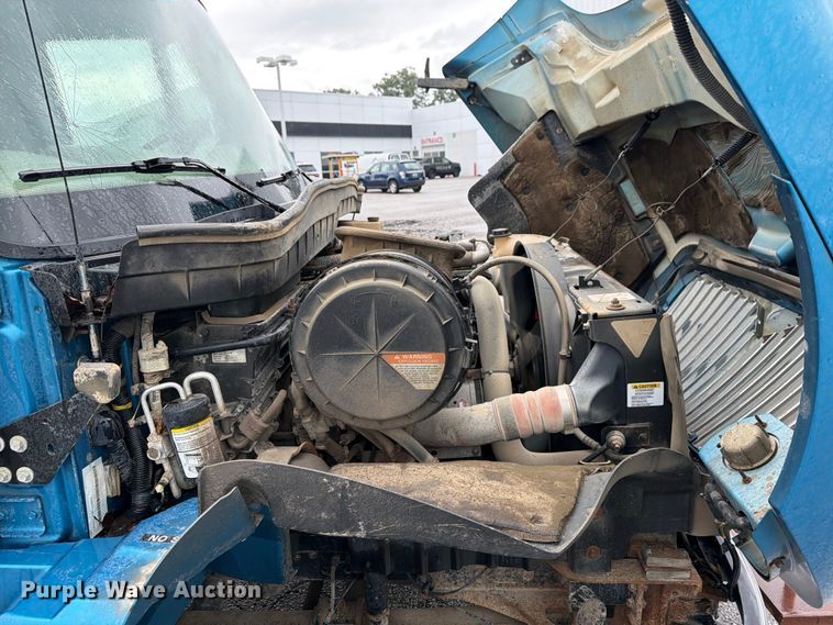 image for item FK2060 2009 International 4300 utility / service truck