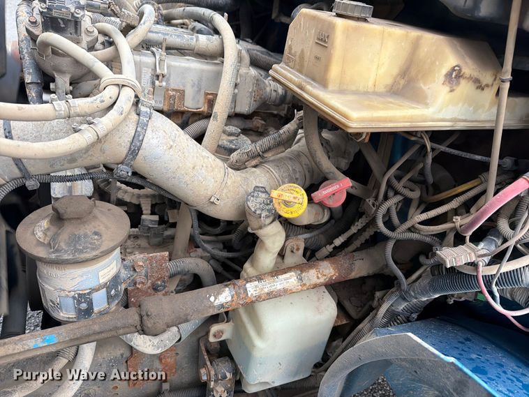 image for item FK2060 2009 International 4300 utility / service truck