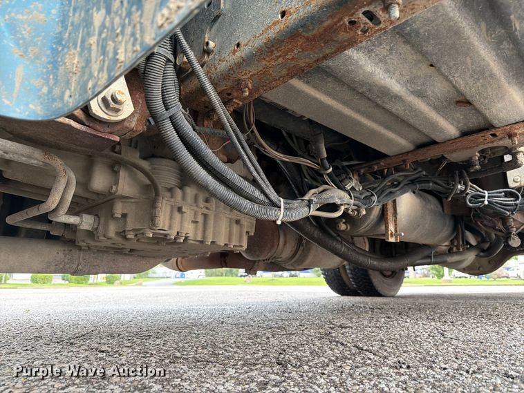 image for item FK2060 2009 International 4300 utility / service truck