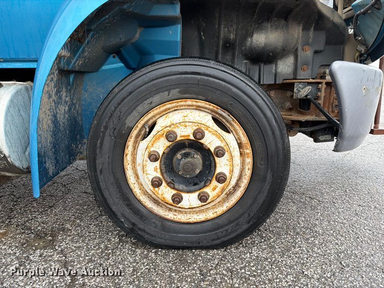 image for item FK2060 2009 International 4300 utility / service truck