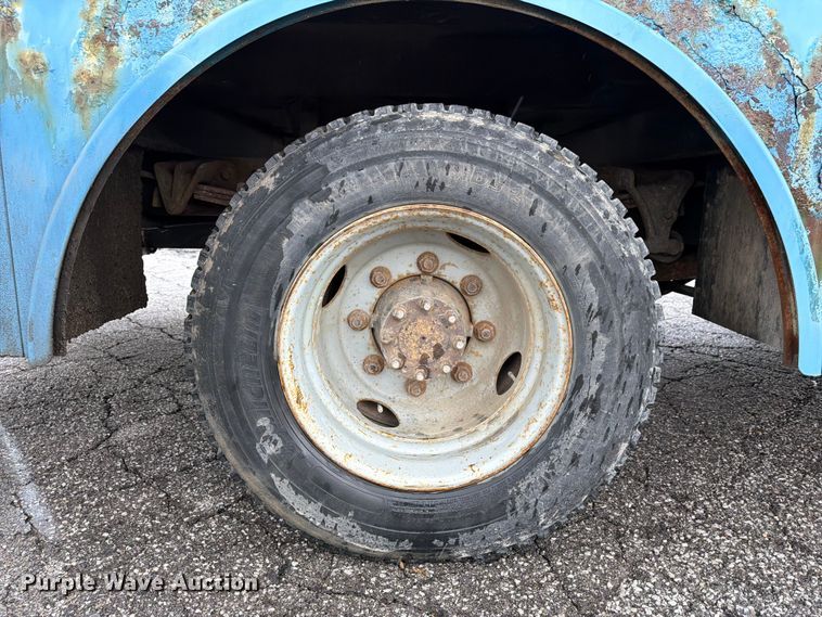 image for item FK2060 2009 International 4300 utility / service truck