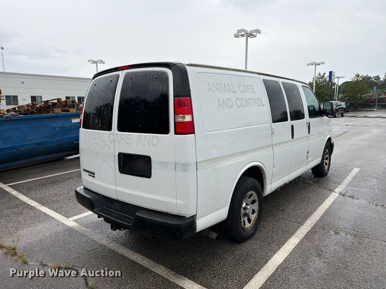 image for item FK2061 2013 Chevrolet Express van