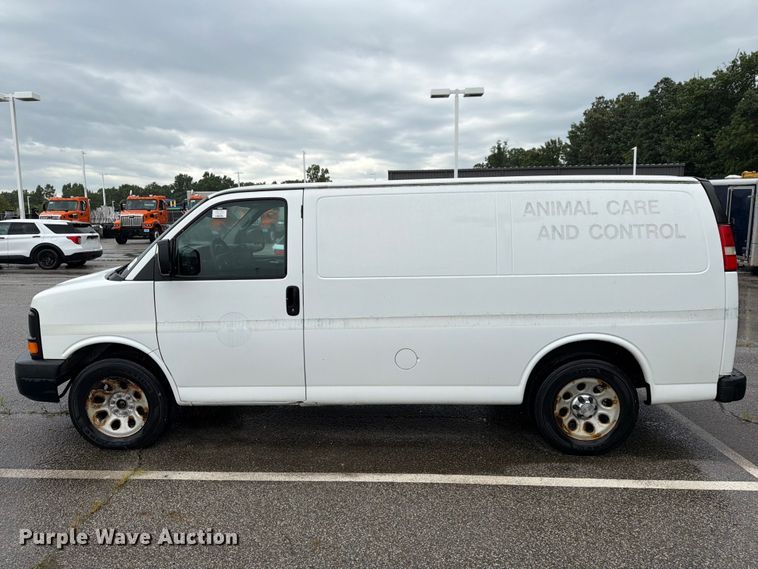 image for item FK2061 2013 Chevrolet Express van