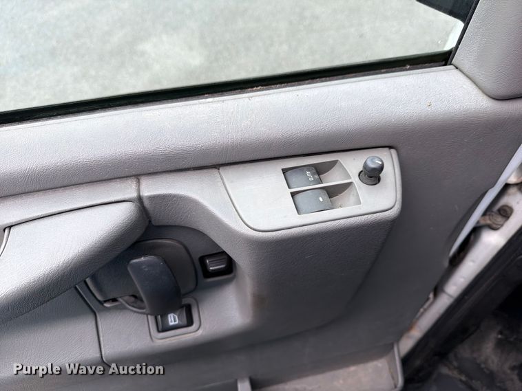 image for item FK2061 2013 Chevrolet Express van
