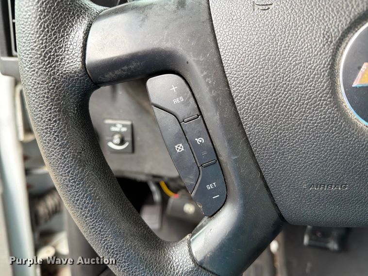 image for item FK2061 2013 Chevrolet Express van
