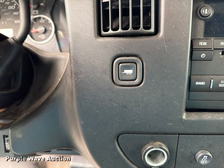 image for item FK2061 2013 Chevrolet Express van