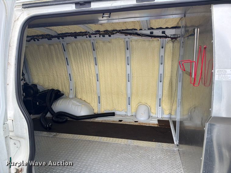 image for item FK2061 2013 Chevrolet Express van