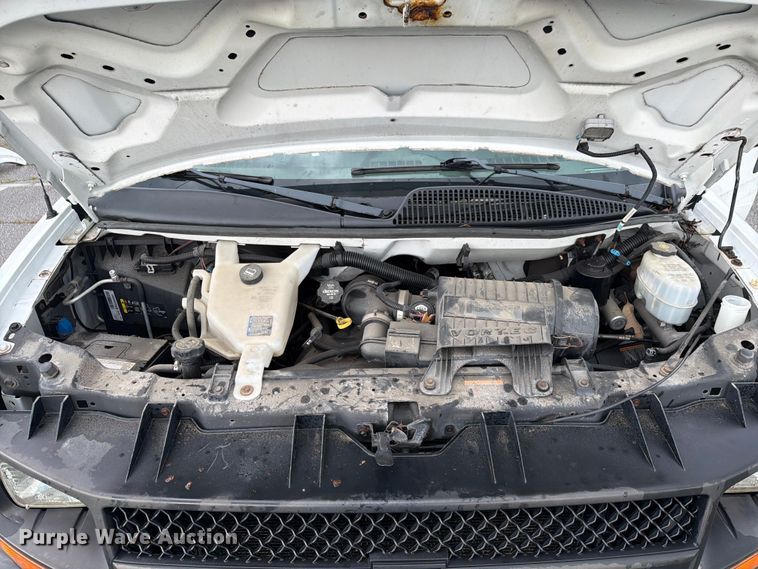image for item FK2061 2013 Chevrolet Express van