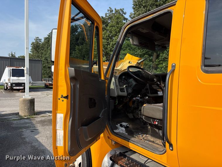 image for item FK2063 2015 International 4300 SBA Crew Cab dump truck