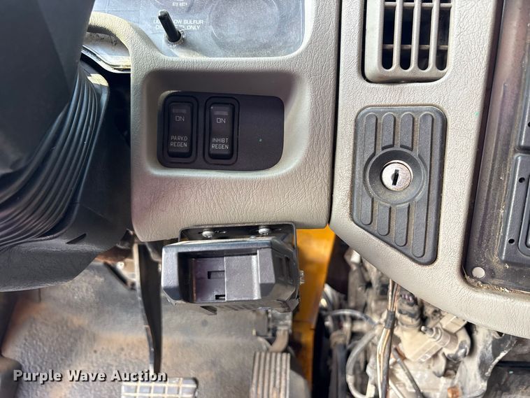 image for item FK2063 2015 International 4300 SBA Crew Cab dump truck