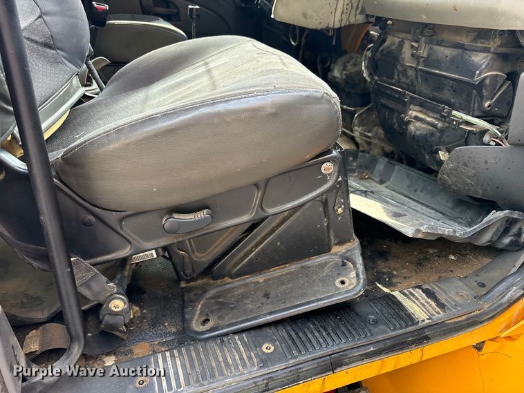 image for item FK2063 2015 International 4300 SBA Crew Cab dump truck