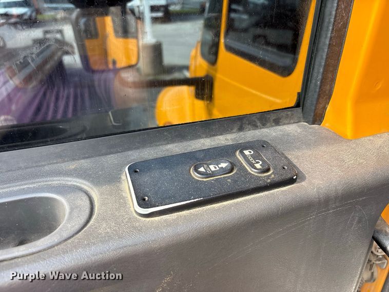 image for item FK2063 2015 International 4300 SBA Crew Cab dump truck