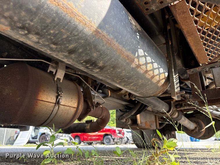 image for item FK2063 2015 International 4300 SBA Crew Cab dump truck