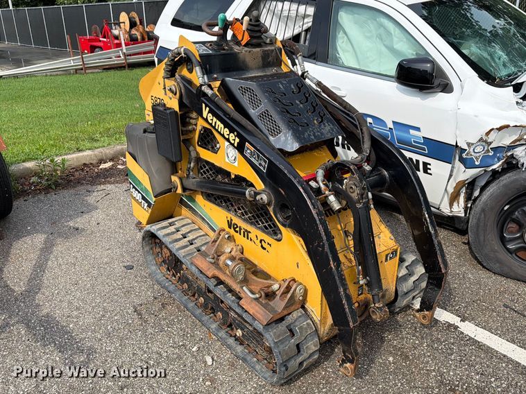 image for item FK2064 2008 Vermeer S600TX compact utility loader