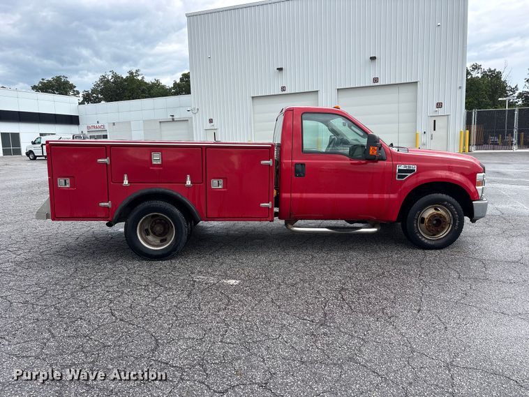 image for item FK2065 2008 Ford F350 Super Duty utility bed pickup truck