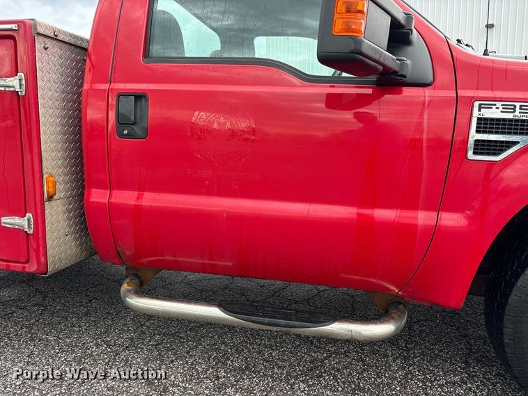 image for item FK2065 2008 Ford F350 Super Duty utility bed pickup truck