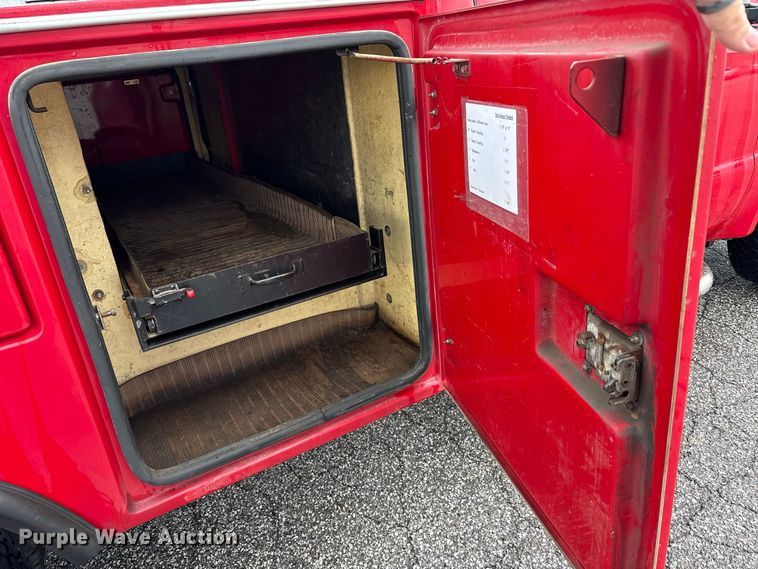 image for item FK2065 2008 Ford F350 Super Duty utility bed pickup truck