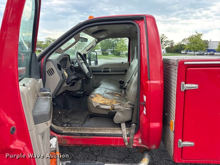 image for item FK2065 2008 Ford F350 Super Duty utility bed pickup truck