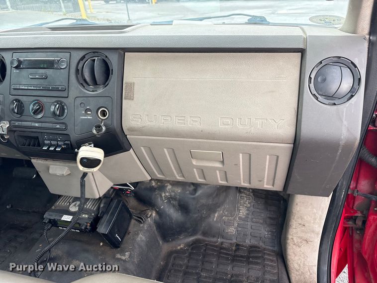 image for item FK2065 2008 Ford F350 Super Duty utility bed pickup truck