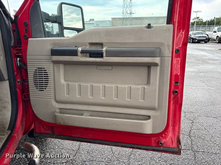 image for item FK2065 2008 Ford F350 Super Duty utility bed pickup truck