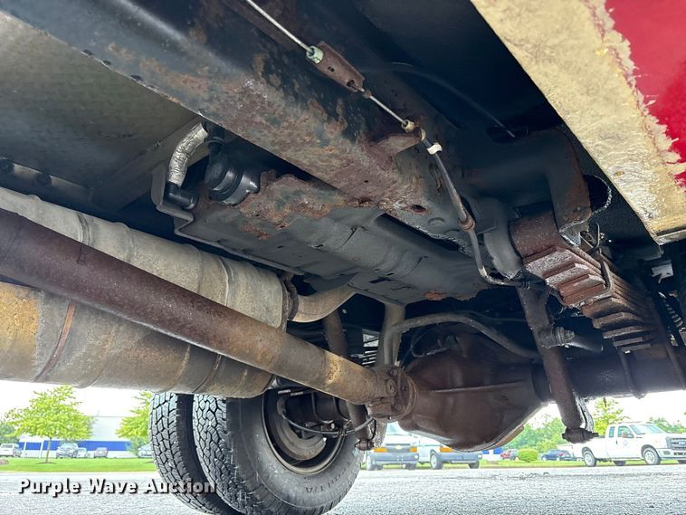 image for item FK2065 2008 Ford F350 Super Duty utility bed pickup truck