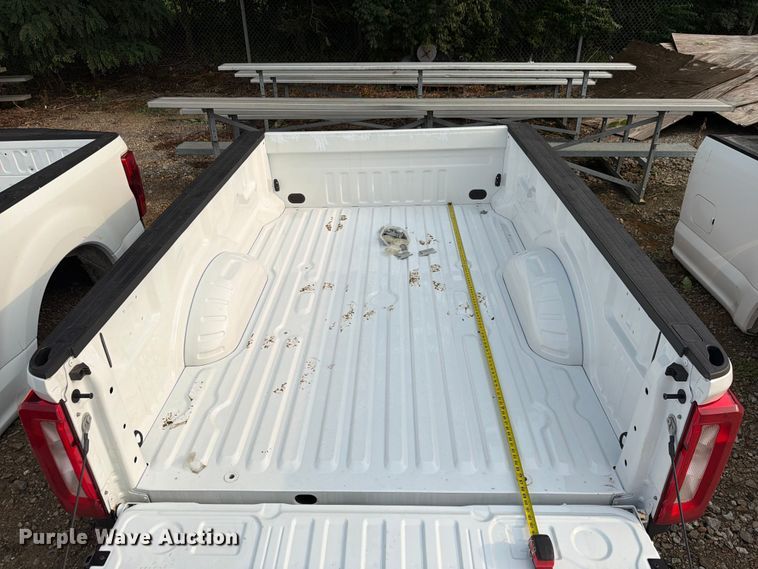 image for item FK2068 Pickup truck bed