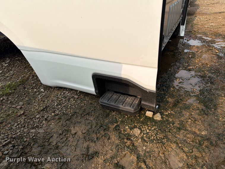 image for item FK2068 Pickup truck bed