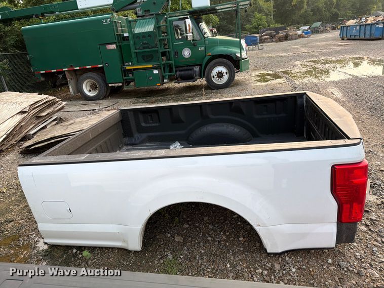 image for item FK2069 2022 Ford F-250 Pickup truck bed