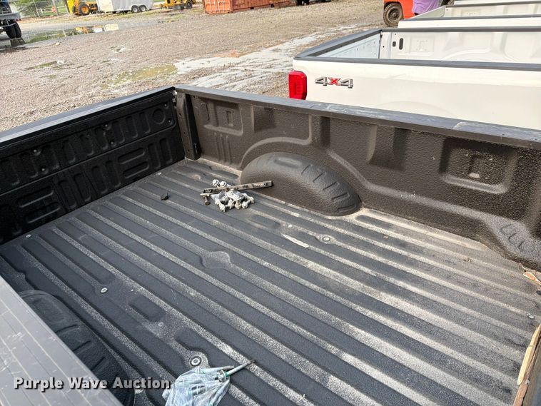 image for item FK2069 2022 Ford F-250 Pickup truck bed
