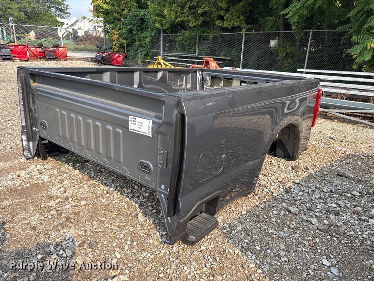Pickup truck bed